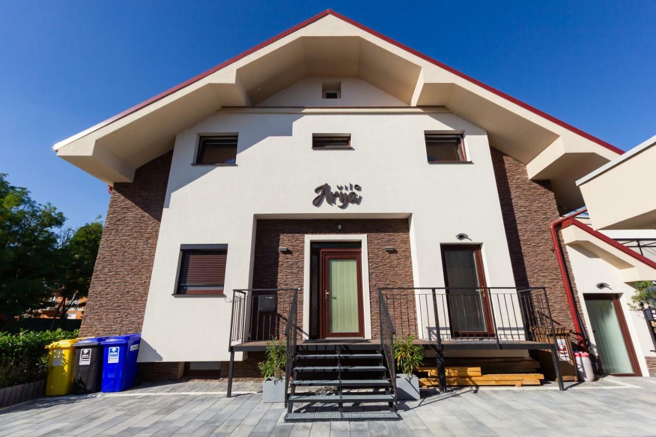 Arya Vila Piest'any Ngoại thất bức ảnh