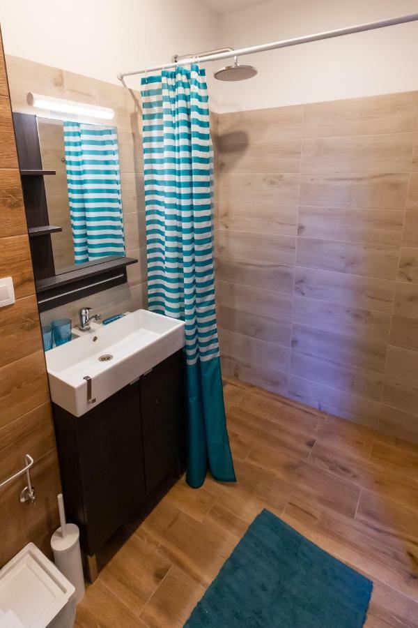 Arya Vila Piest'any Ngoại thất bức ảnh