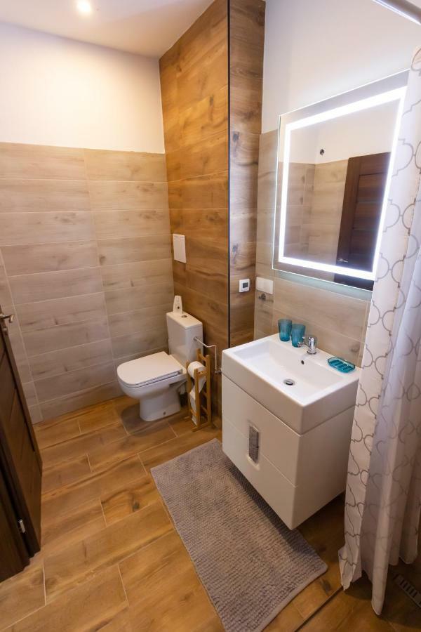 Arya Vila Piest'any Ngoại thất bức ảnh